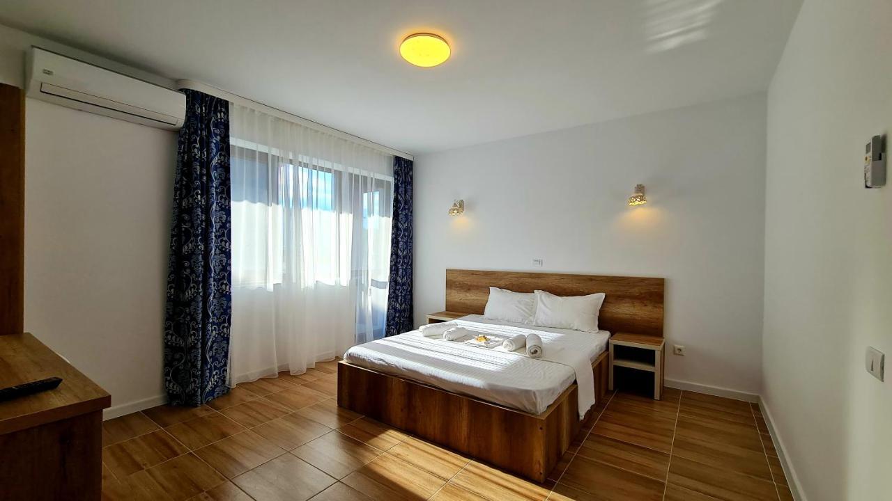 Elina2 Hotel Techirghiol Buitenkant foto